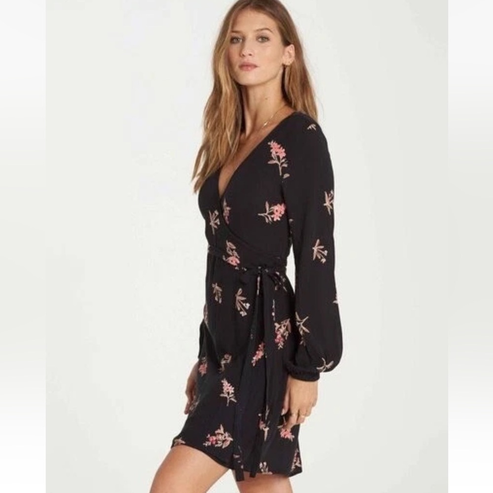 Billabong Wrap Dress Medium Black Floral Love Warrior Long Sleeve Boho Rayon - Picture 3 of 11